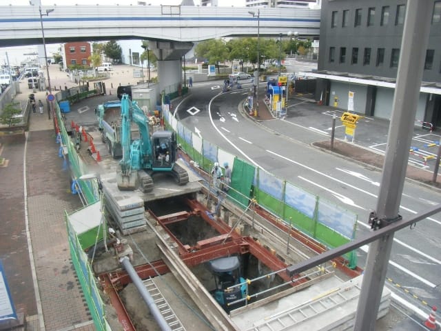 雨水幹線築造工事 管路掘削状況