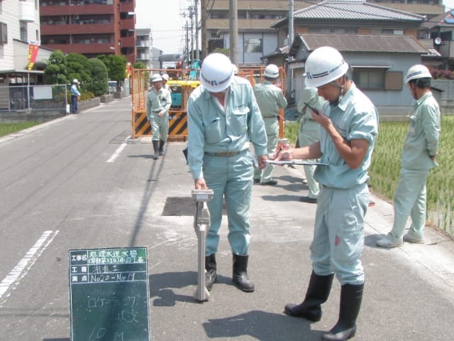 誘導式水平ドリル工法 ロケーティング状況